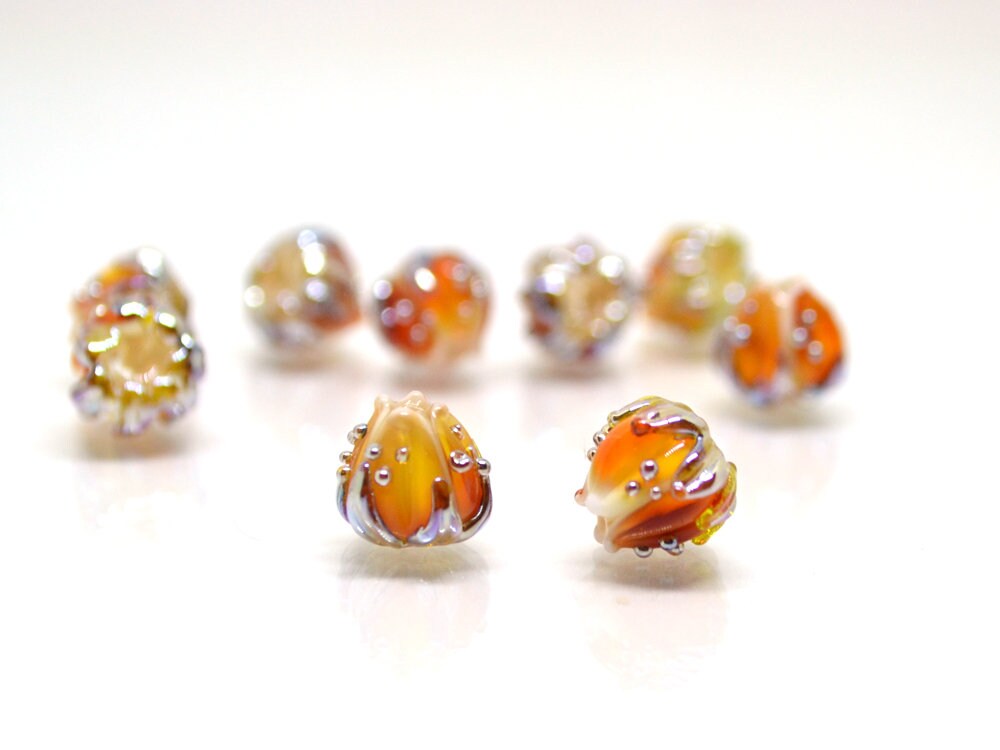 Tiny orange flower beads with gold leaves, Small glass beads, 7mm flower beads, beads for jewelry, Artisan lampwork