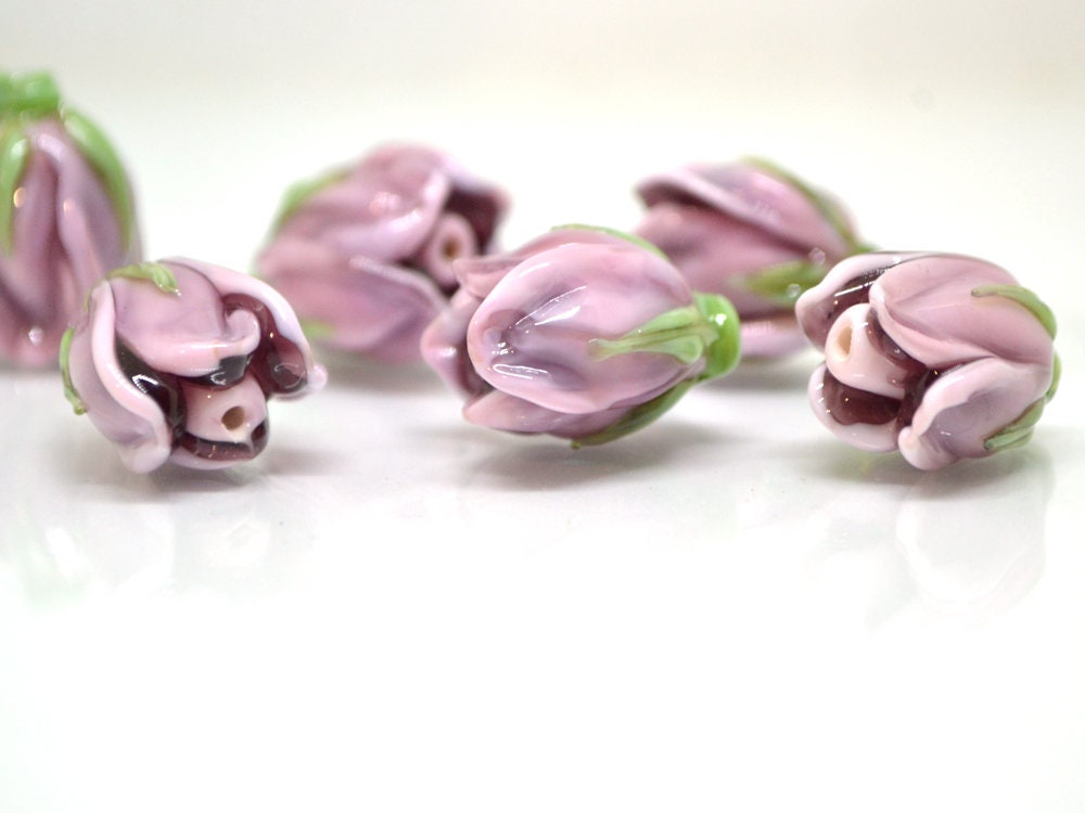 Lampwork Magnolia, Glass flower beads, Lilac glass floral beads, Artisan lampwork, Pastel pink bead, Focal glass beads, Handmade lampwork