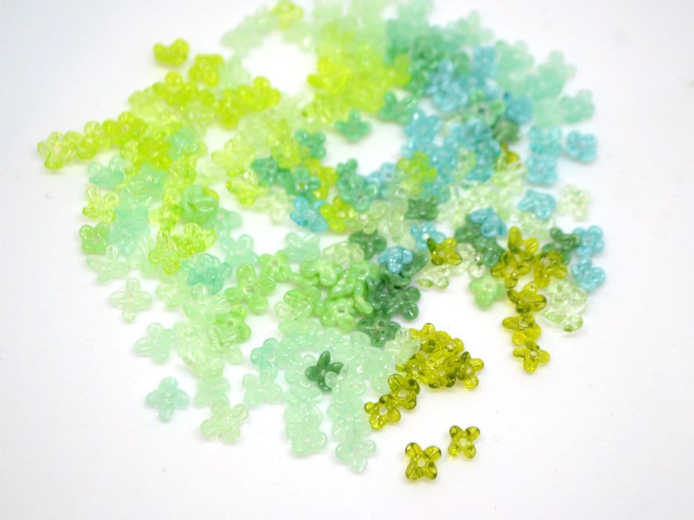 small flower beads green flowers for headband flowers tiara making mini glass flowers green glass flowers transparent frosted lampwork beads