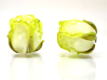 Green yellow rose bud beads, Lampwork rose beads, Salad green beads, Verdant Artisan lampwork, Floral Lampwork,Glass flower jewelry,Handmade