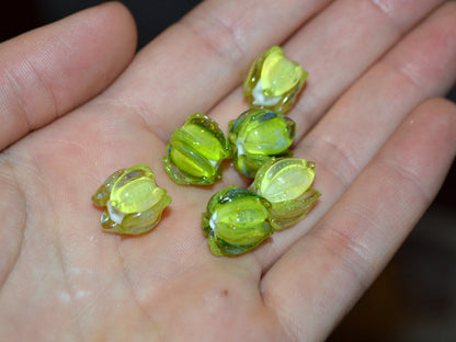 Green floral lampwork beads, Grass green flower beads for jewelry making, Floral earrings, netting beads