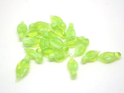 Peridote Green lampwork leaf beads, Glass leaves, Top drilled leaf beads, Lampwork leaf bead, Jewelry making, Leaf charm, Small Leaf beads