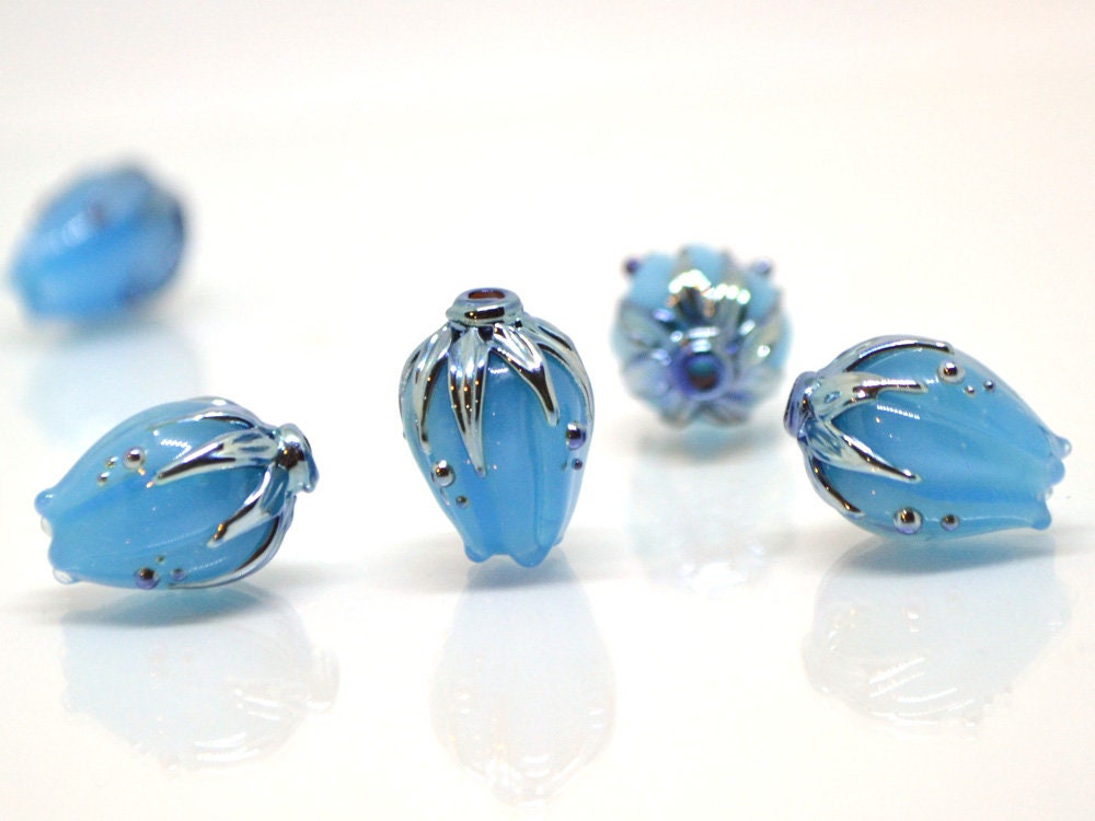 Lampwork flower beads, Blue pastel beads, Artisan lampwork, Baby blue beads, Boy blue, Floral Lampwork pendant, Jewelry making, Glass flower