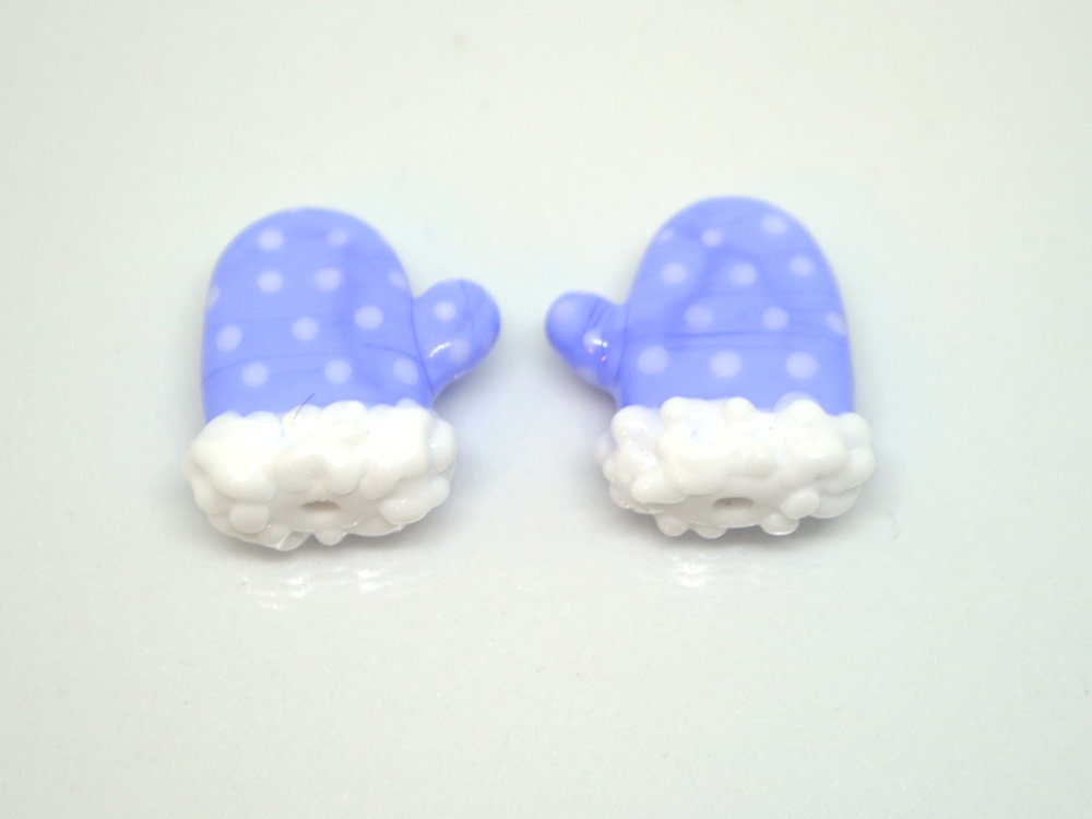 Blue glass mitten bead, Lampwork mitten bead, Vertically Drilled Blue with White Polka Dots, Christmas lampwork