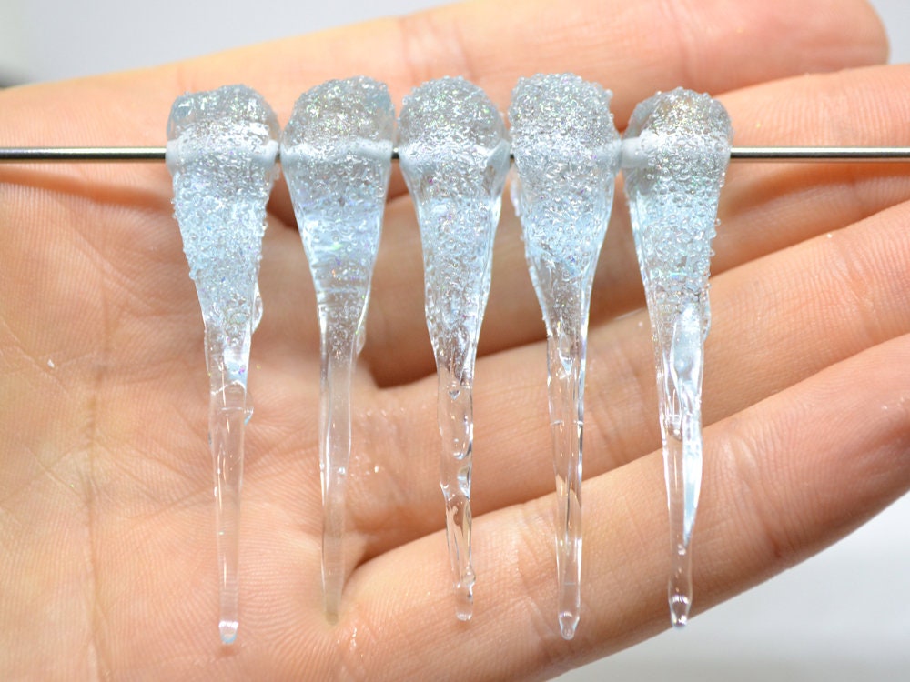 Blue Frosted Icicle Beads, Icicle Glass beads, Snow Lampwork, Focal Christmas Beads, Artisan lampwork, Icicle Ornament, Glass icicle charm