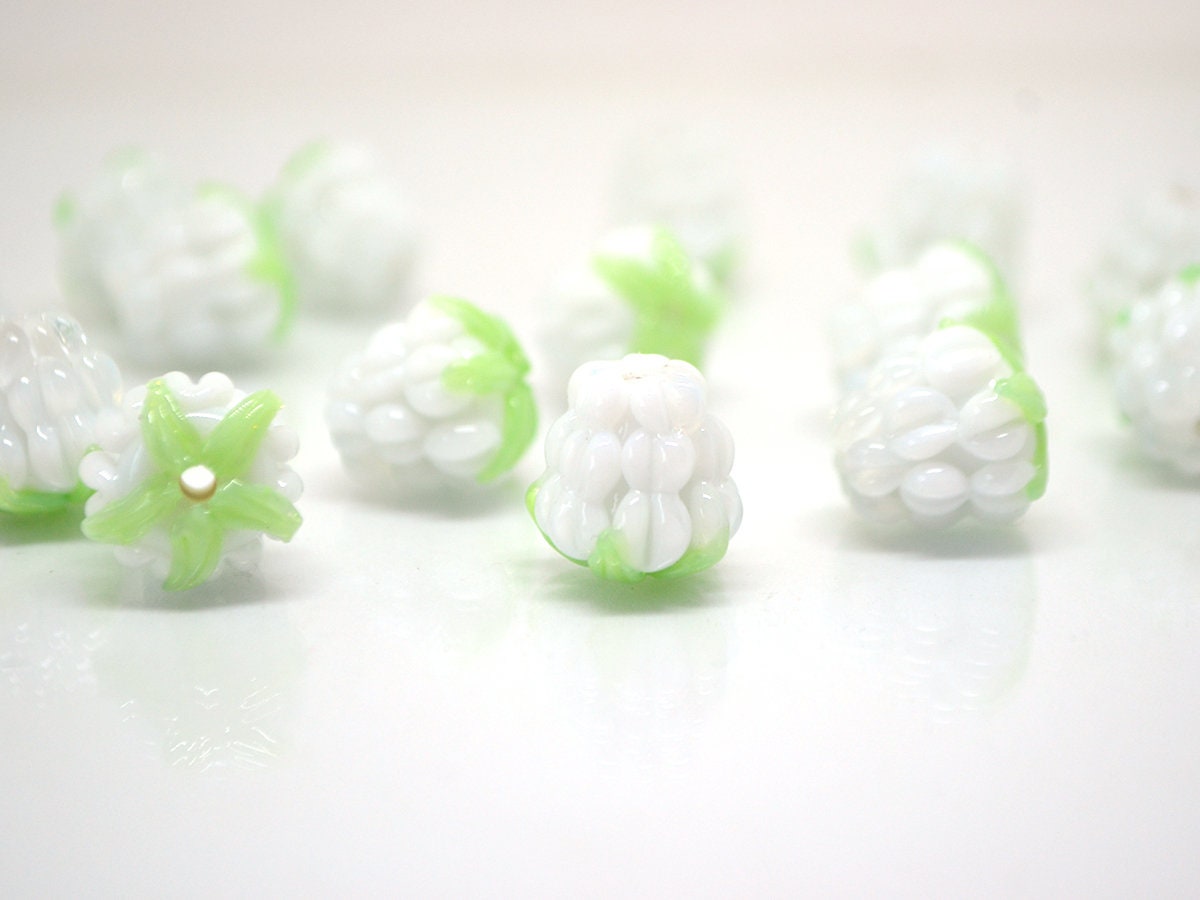 White lampwork raspberry, White glass berries, Berry jewelry making, Lampwork raspberries, Berry fruit beads, White Raspberry green leaf