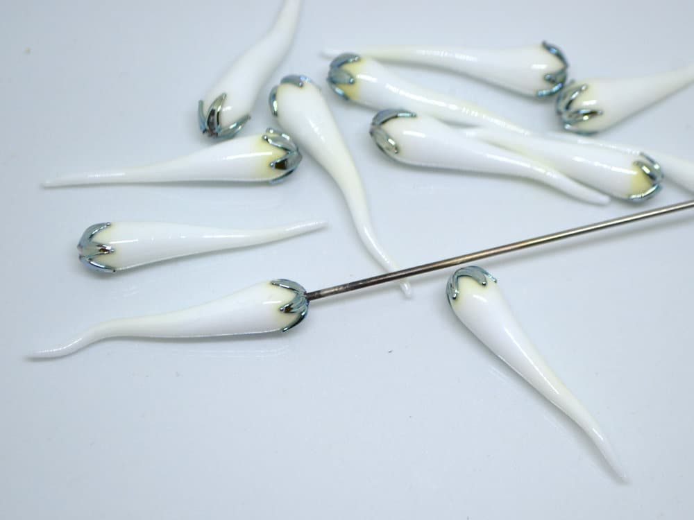 White silver chili peppers, Lampwork chili beads, Lampwork vegetables, White Vegetable, hot chili, Vegetable pendant, Handmade lampwork