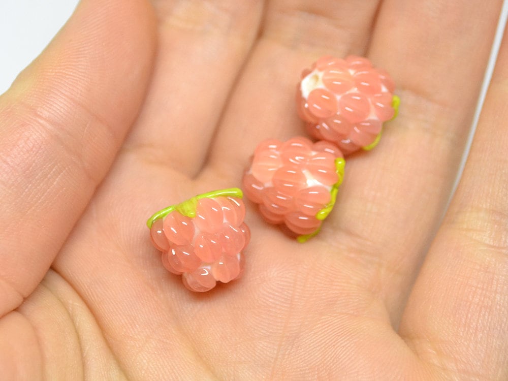 Salmon glass raspberry, Peach Lampwork berries, Lampwork berry beads, Berry jewelry making, Artisan lampwork, Summer glass beads, Berry