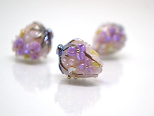 Pale purple flower bouquet lampwork beads, Light purple green mint lampwork beads, Artisan lampwork