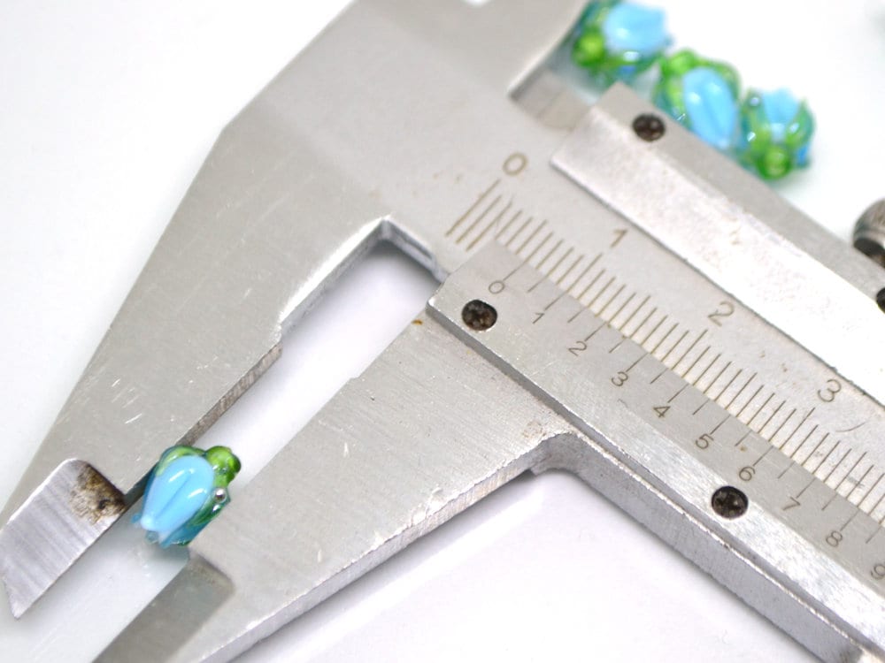 Aquamarine blue lampwork beads, Blue green flower beads, 9mm flower beads, Flower bud beads, Artisan lampwork