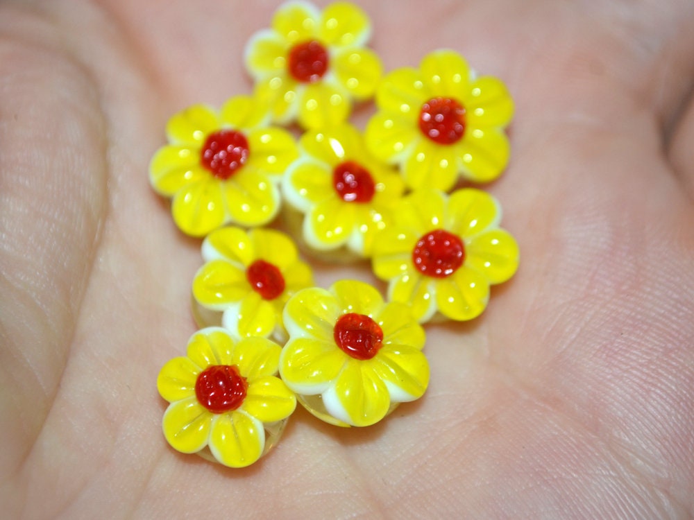 Yellow Chamomile beads, Lampwork Chamomile flower bead, Yellow and red beads, Lentils beads, Yellow floral lampwork