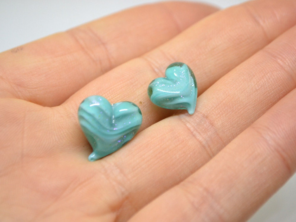 Turquoise heart beads, Green blue glass bead, Sparkle Lampwork heart, Heart shape bead, Glass Heart charm beads, Half-drilled beads