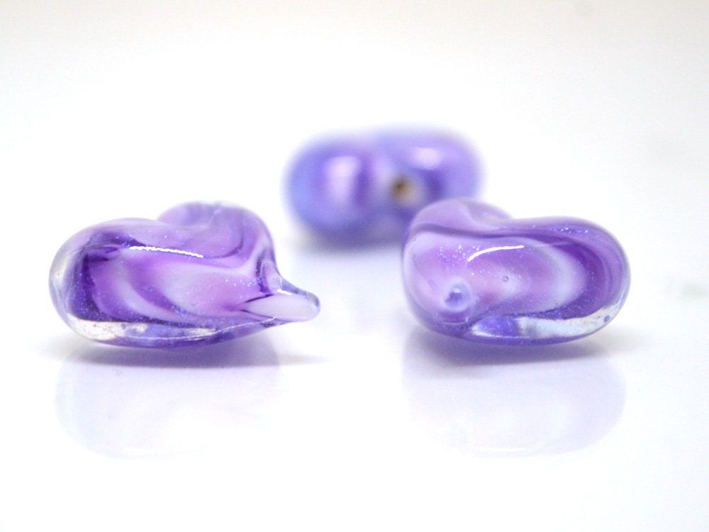 Purple sparkle heart beads, Lavender glass bead, Sparkling Lampwork Heart shape bead, Handmade Glass Heart charm beads, Half-drilled beads