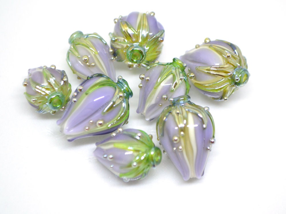 Pastel purple flower beads, Periwinkle flower beads, Handmade glass beads, Floral pendant,Flower lampwork, Lampwork flower beads
