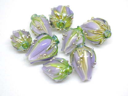 Pastel purple flower beads, Periwinkle flower beads, Handmade glass beads, Floral pendant,Flower lampwork, Lampwork flower beads