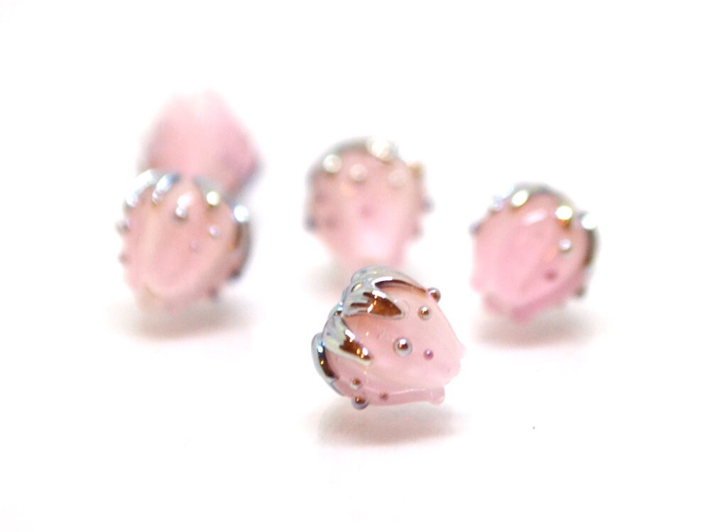 Pale pink floral beads with gold leaves, Tiny glass beads, Light pink 7mm flower beads, Artisan lampwork