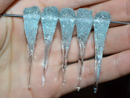 Blue Frosted Icicle Beads, Icicle Glass beads, Snow Lampwork, Focal Christmas Beads, Artisan lampwork, Icicle Ornament, Glass icicle charm