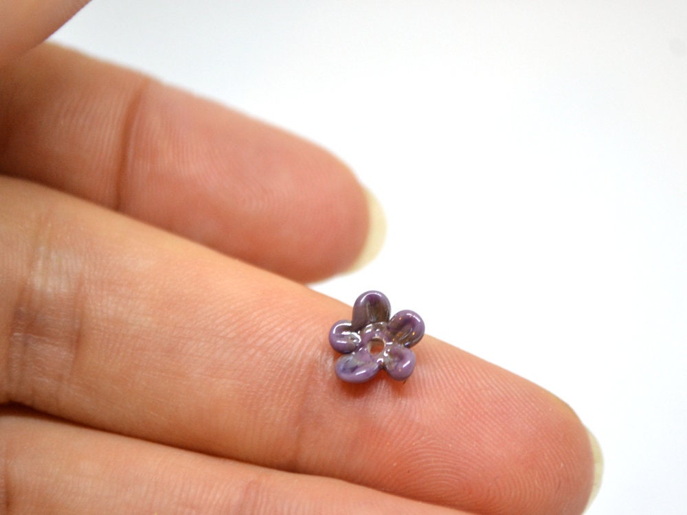 Dark lilac Mini flower beads, Purple shine beads, Small flowers, Flower embellishment, Tiny flowers, Small Tiara flowers