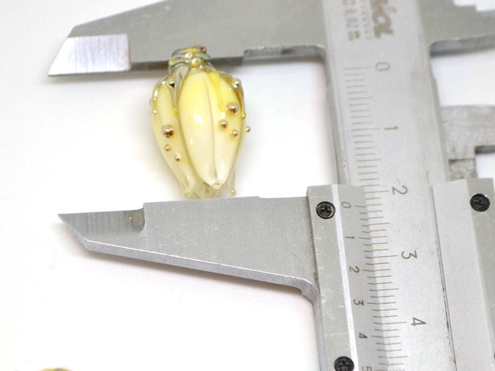 white flower glass beads for jewelry making wedding jewelry bridal jewelry flower girl jewelry floral glass beads white lampwork beads beige