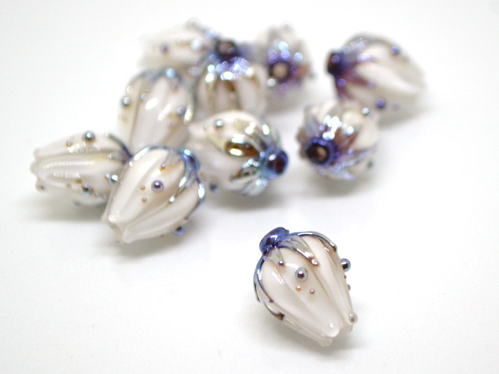 White flower glass beads, White blue gold lampwork beads handmade, Wedding jewelry making Beads for earrings Flower pendant Artisan lampwork