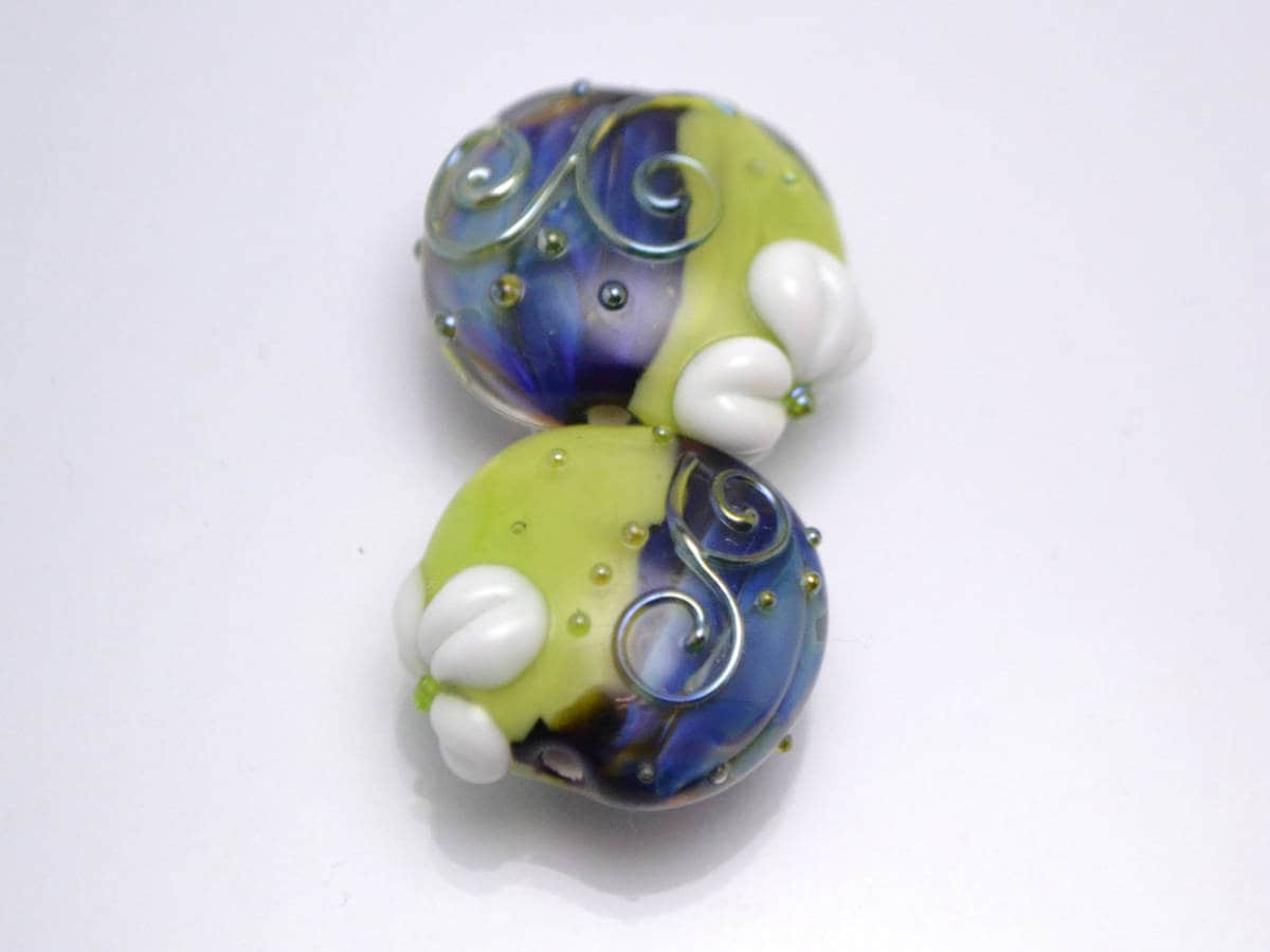 Chamomile lampwork pendant Lentils glass beads Light chrome green pendant Denim blue lampwork Curles beads Artisan lamwork Flower beads