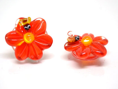 Lampwork Chamomile flower beads with bee, Red glass beads, Floral lampwork, Lentils beads, Summer glass beads, Artisan lampwork, red flower