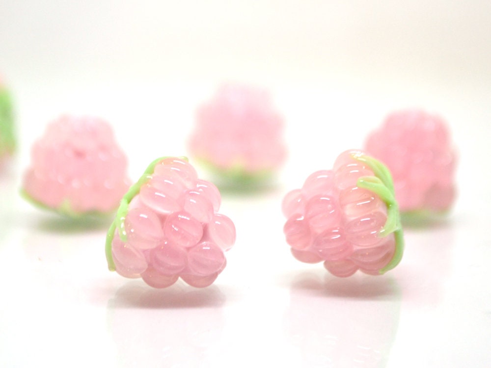 Pale pink lampwork raspberry, Pink glass berries, Lampwork raspberries, Berry jewelry, Berry glass beads, Glass Raspberry