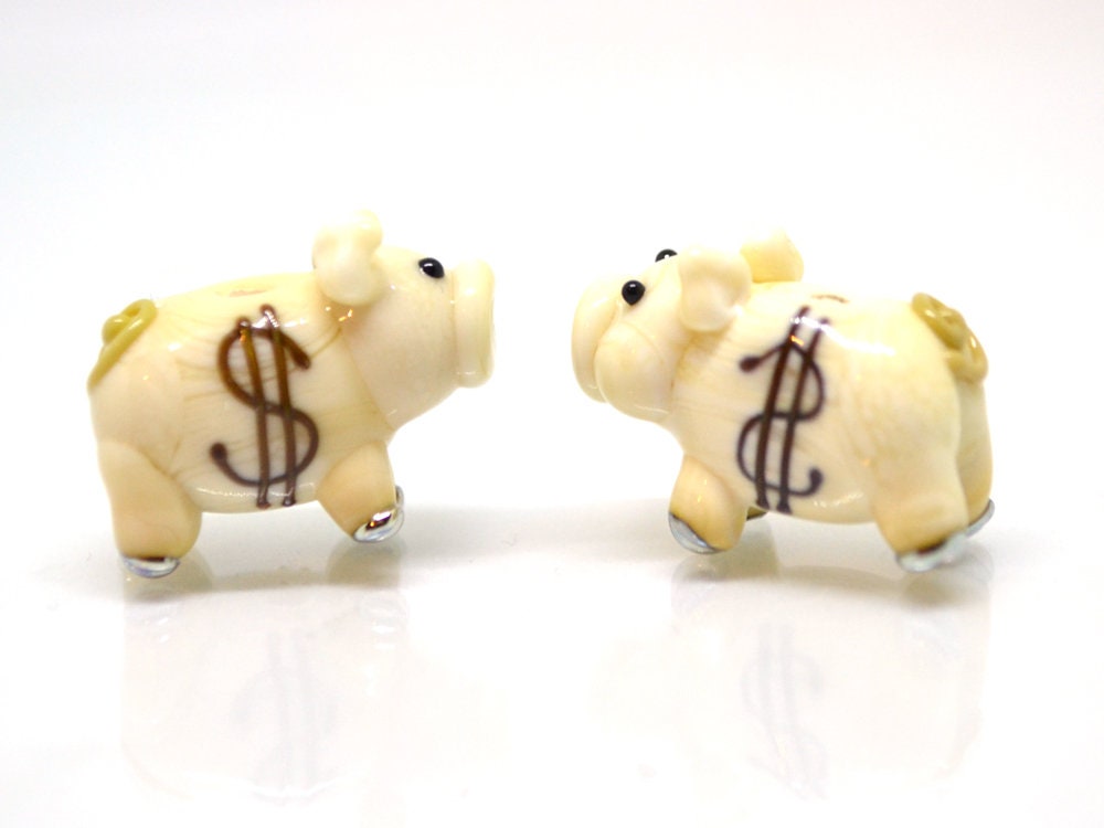 Glass piggy bank beads