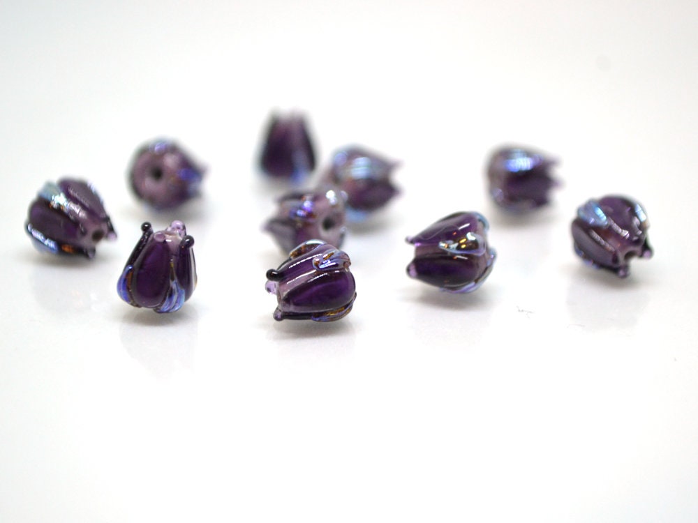 Dark purple small lampwork beads, purple silver flower beads, Tiny glass beads, 7mm flower beads, Artisan lampwork