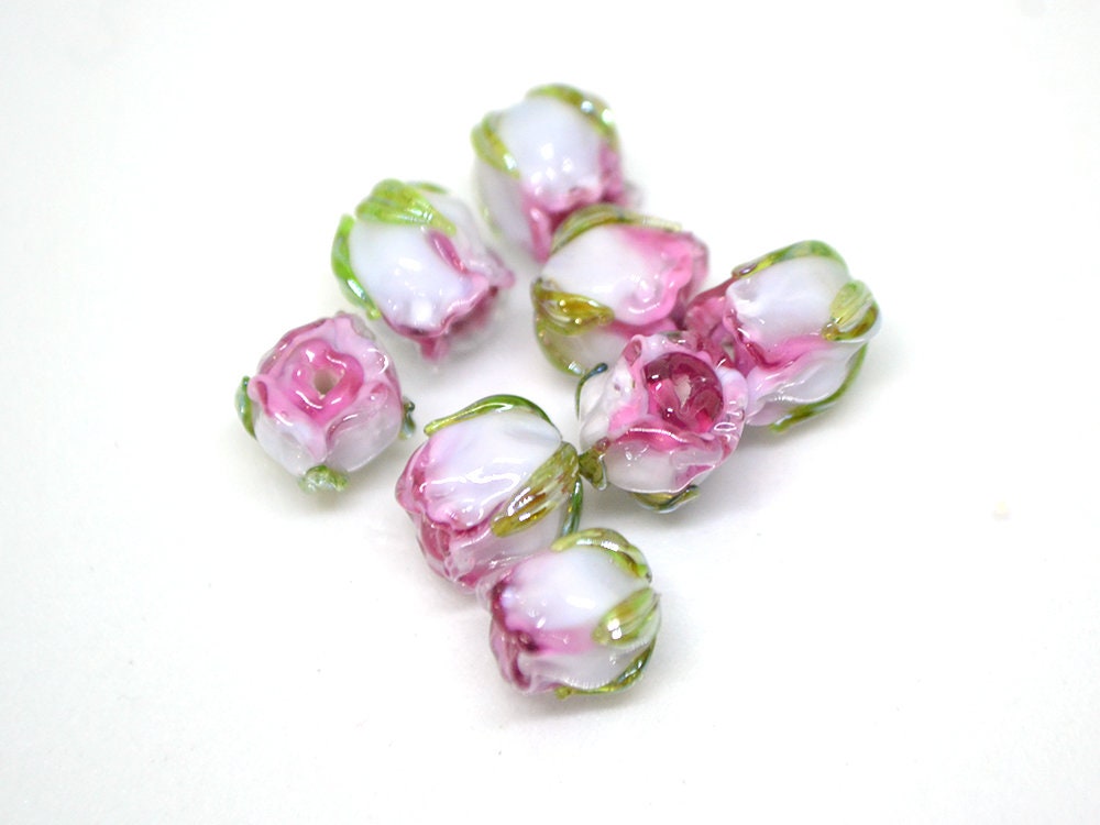 Pink white 8mm rosebud beads with green leaves, Pink Floral beads, Lampwork Rose beads, Flower glass beads, Flower Earrings,Artisan Lampwork
