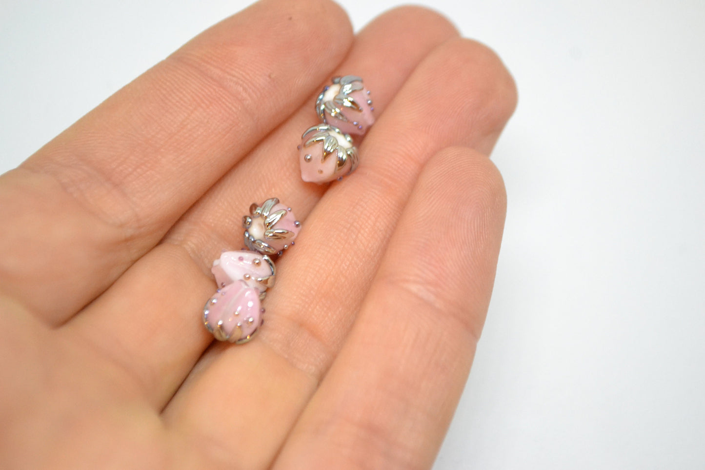 Pale pink floral beads with gold leaves, Tiny glass beads, Light pink 7mm flower beads, Artisan lampwork