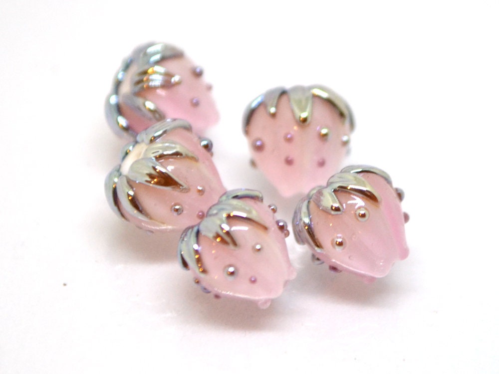 Pale pink floral beads with gold leaves, Tiny glass beads, Light pink 7mm flower beads, Artisan lampwork