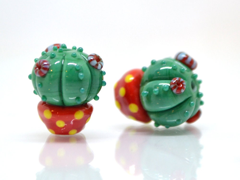 Lampwork red green cactus flower beads in red pot, Wilderness plants, Desert flower, Cactus flower pendant, Succulent beads,Artisan lampwork