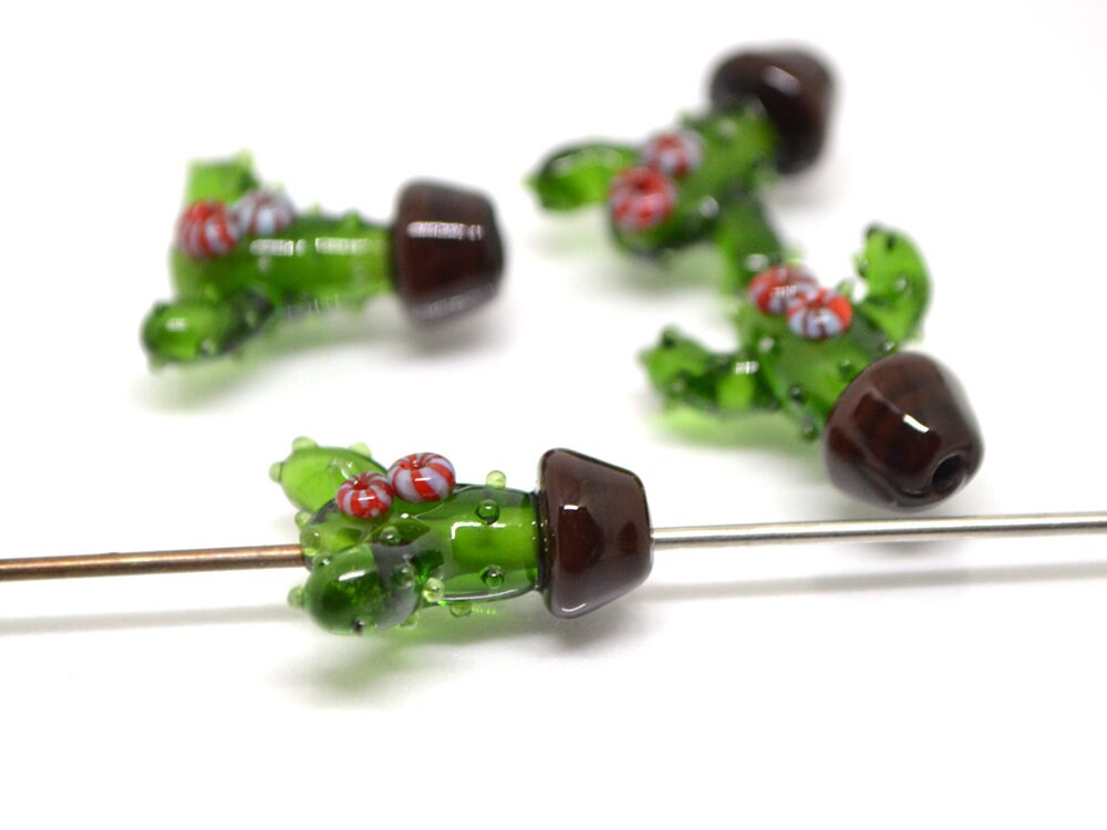 Glass cactus beads, Blooming cactus in a pot, Desert flower beads, Tequila beads, Artisan lampwork, Green flower beads