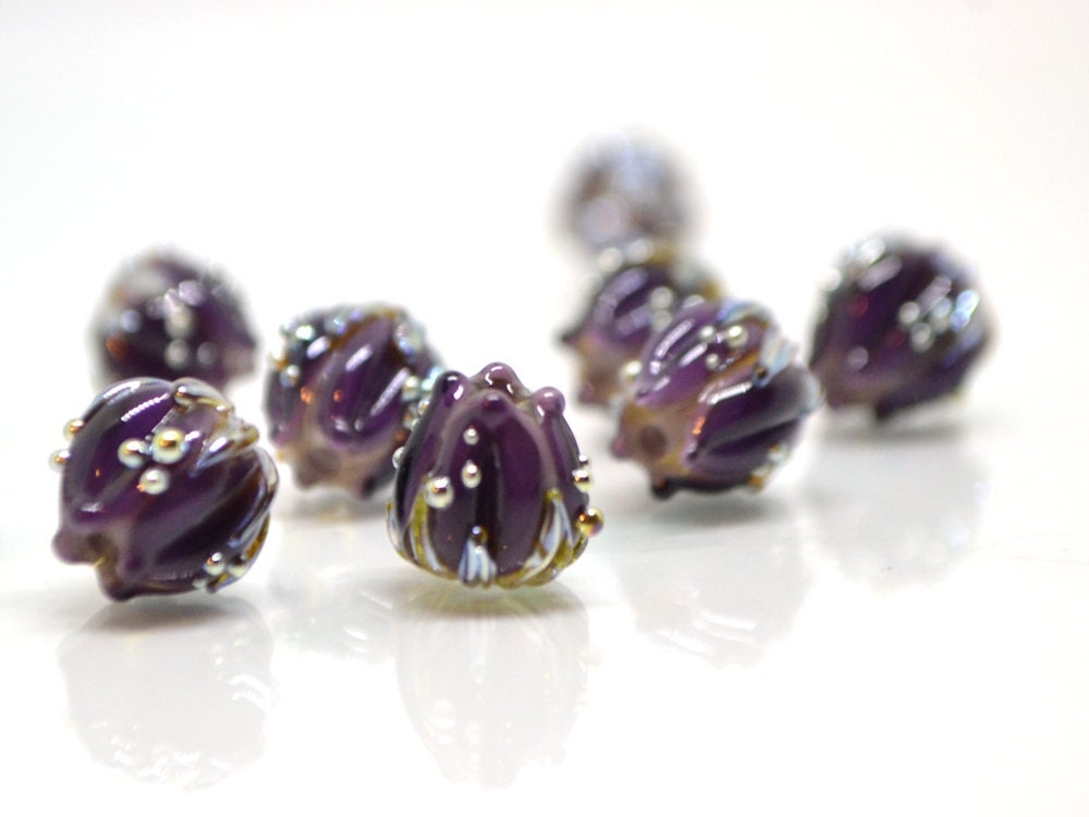 Dark Purple flower beads silver dots, 10mm glass beads, Artisan lampwork, Floral beads, Luxury beads, 3d flower bead, Handmade flower glass