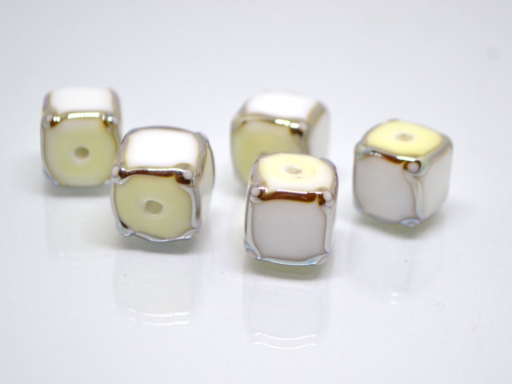 White silver square beads, White cube beads, White spacer beads, White lampwork beads, Geometric beads, cube beads 10mm, Artisan lampwork