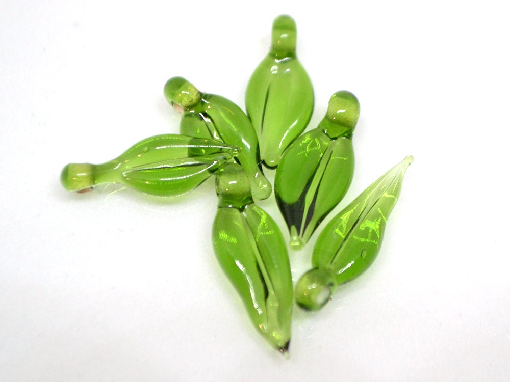 Green lampwork leaf beads Glass leaves Top drilled leaf beads Lampwork bead set Jewelry making Leaf charm Flower Floral Artisan lampwork