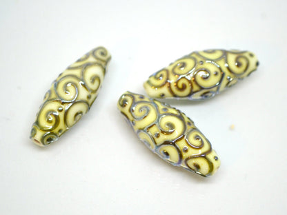 Ivory rhombus focal beads with gold curls, White milk glass beads, Mirror effect beads, Artisan lampwork
