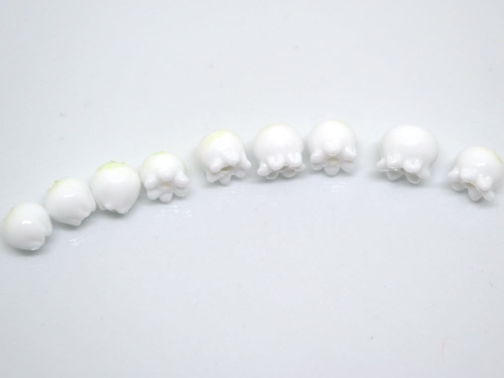 Lampwork lily of the valley beads, Glass may-lily beads, Floral lampwork beads, Tiny beads, White flower bud beads
