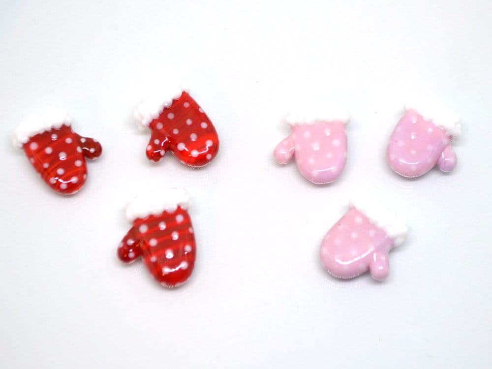 Lampwork mitten bead, Pink Red glass mitten bead, Christmas lampwork