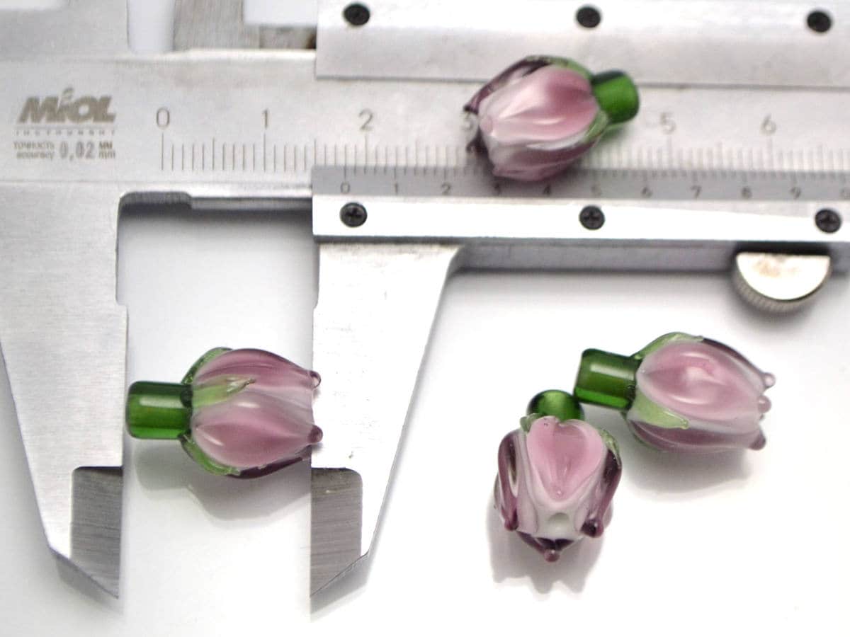 lilac flower lampwork bud bead floral jewelry jewelry making set artisan lampwork glass pink bead tender lilac bead necklace earrings green