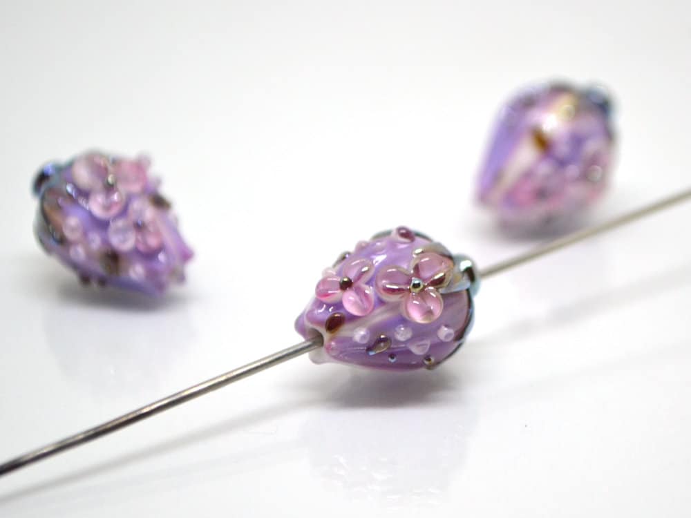 Lavender flower bouquet lampwork beads, Light purple lampwork beads, Artisan lampwork, beads for Designer