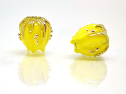 Yellow flower bead, 10mm flower bead, Yellow flower spacer, Sunshine yellow floral beads, Yellow glass flower, Bright yellow beads, Lampwork