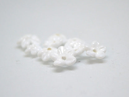 Mini flower beads, White opaque beads, Wedding flowers, Flower embellishment, Flower applique, tiny flowers
