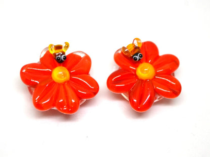 Lampwork Chamomile flower beads with bee, Red glass beads, Floral lampwork, Lentils beads, Summer glass beads, Artisan lampwork, red flower