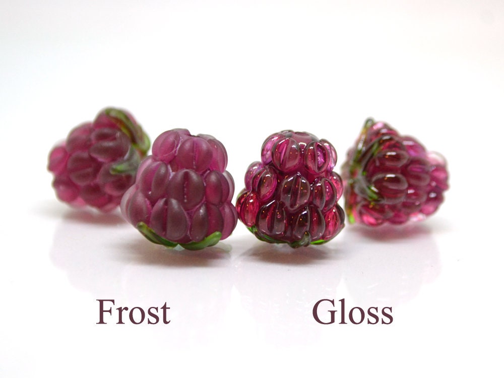 Dark fuchsia lampwork raspberry, Frost glass berry, Glass raspberries, Berry fruit beads, Pink Lampwork berries