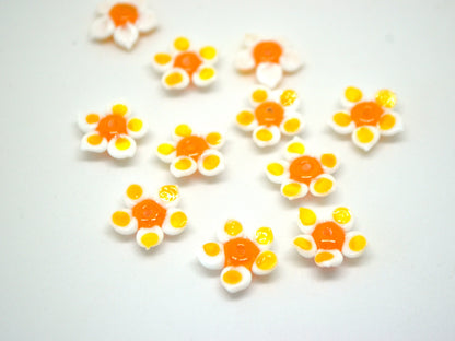 Bright white orange flower beads, 5 Petals floral lampwork, Field flower bead, Glass flowers, Meadow flowers, Flower necklace