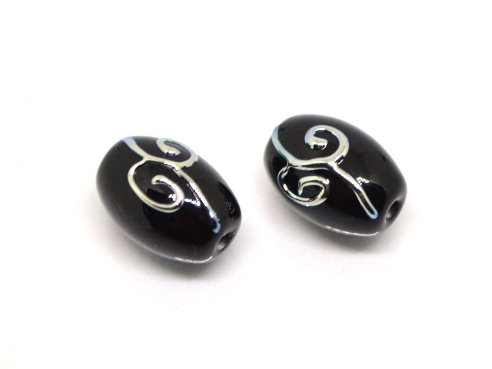 Black oval glass beads silver mirror curles, Barrel rice lampwork beads for you, Crafts beads, Jewelry supply, Artisan lampwork Glossy black
