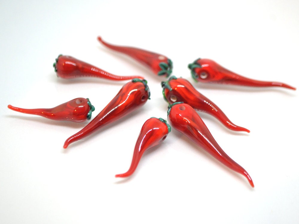 Red chili peppers, Glass chili beads, Horizontal center-drilled beads, Vegetable beads, Farm pendant, red green