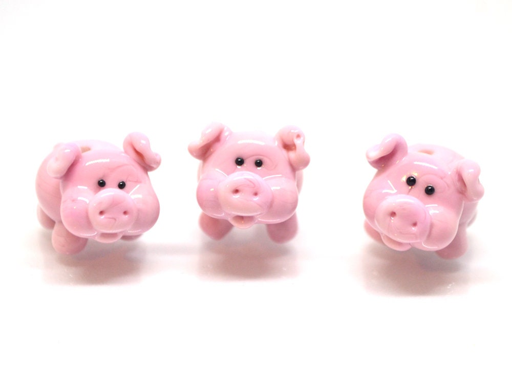 Lampwork pig beads